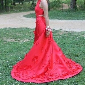 Sherri Hill prom dress